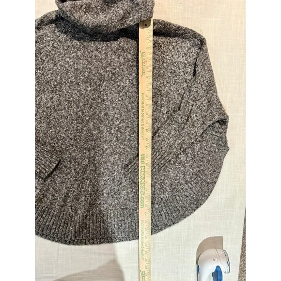 Leo & Nicole Womens Gray Cowl Neck Long Sleeve Knit Pullover Sweater - Picture 6 of 11